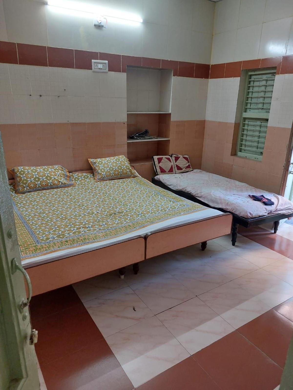 Ram Nivas Home Stay Dwarka Exterior photo