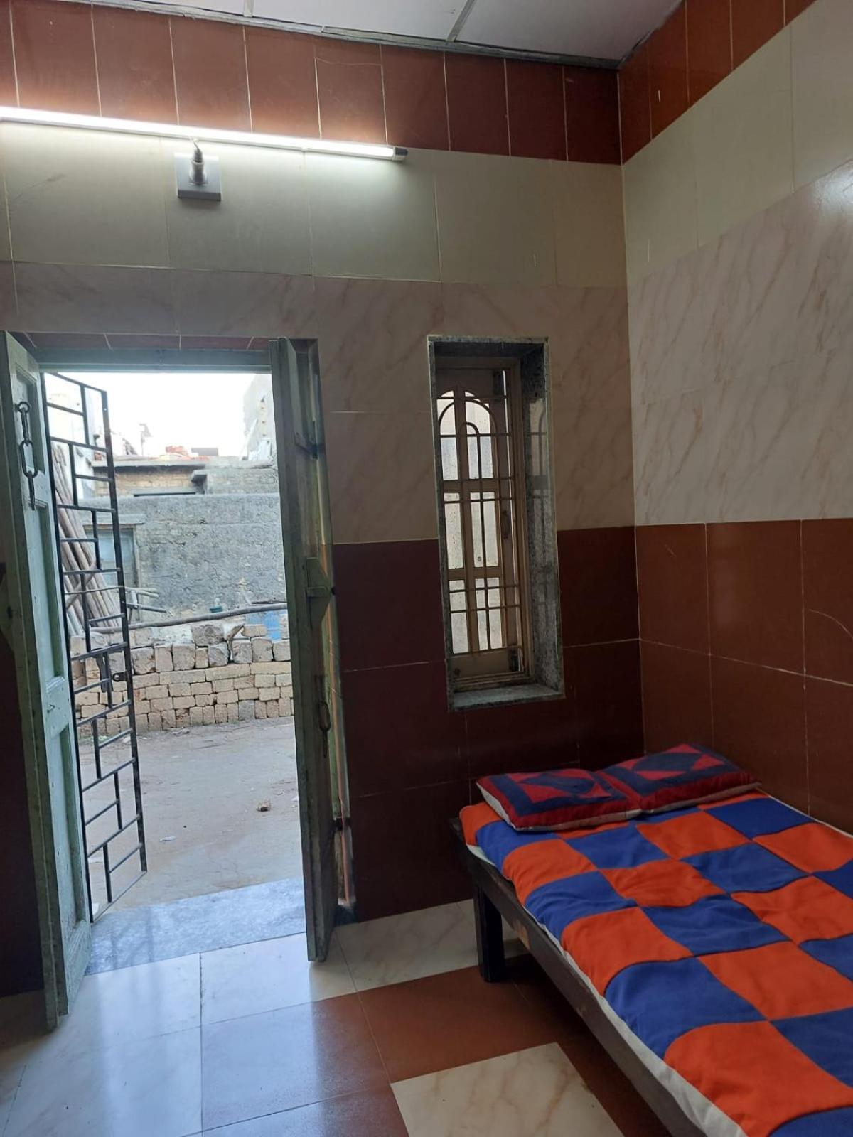 Ram Nivas Home Stay Dwarka Exterior photo